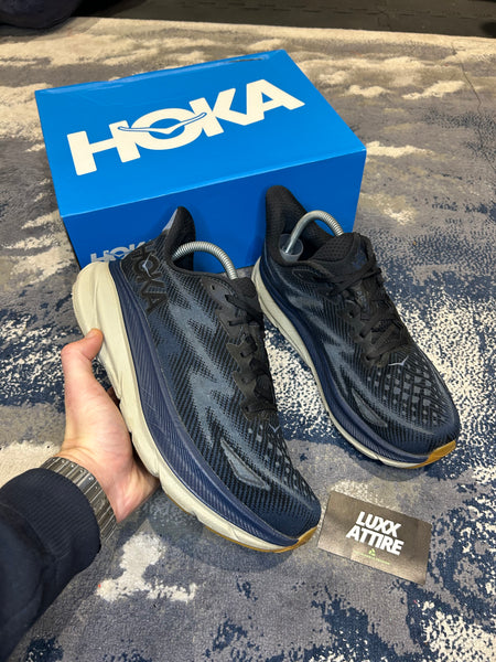 HOKA CLIFTON 9 - UK 8.5