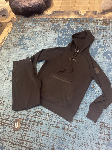 ON RUNNING TRACKSUIT - Small