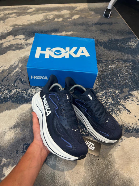 HOKA CLIFTON 10 TRAINERS - UK 9