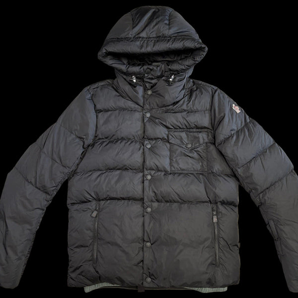 MONCLER GRENOBLE EGGSTOCK JACKET - SIZE 5