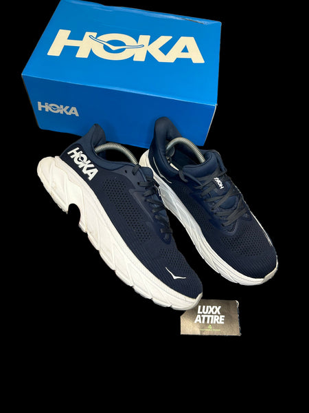 HOKA ARAHI 7 TRAINERS - UK 9