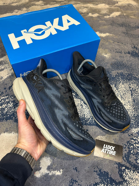 HOKA CLIFTON 9 - UK 8.5